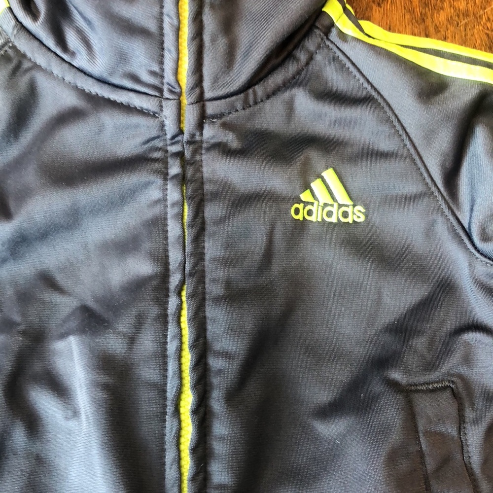 ADIDAS 18 months jacket‎ - Picture 5 of 11